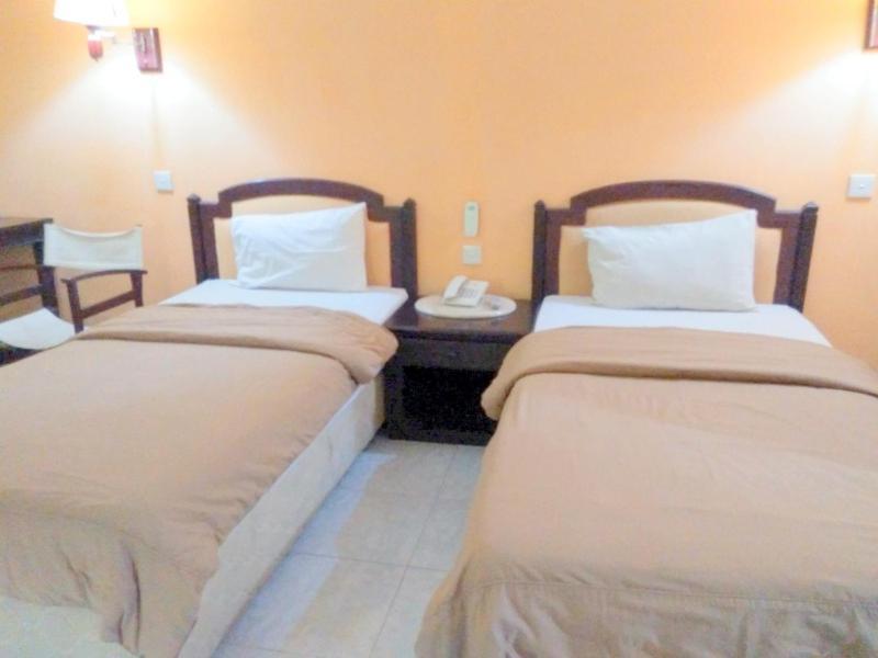 Hotel Zaitun Selaparang Lombok Exterior foto